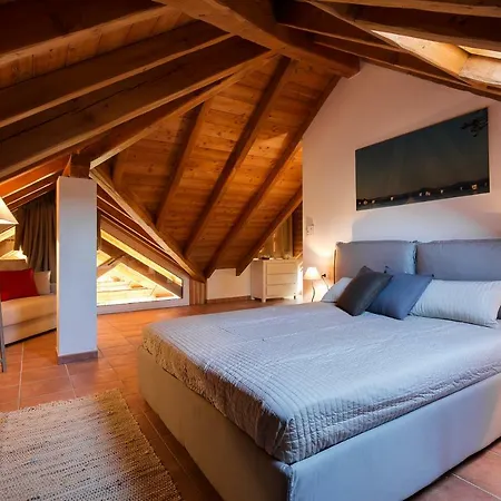 Il Grotto Villa *