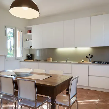 וילה Il Grotto ורבאניה